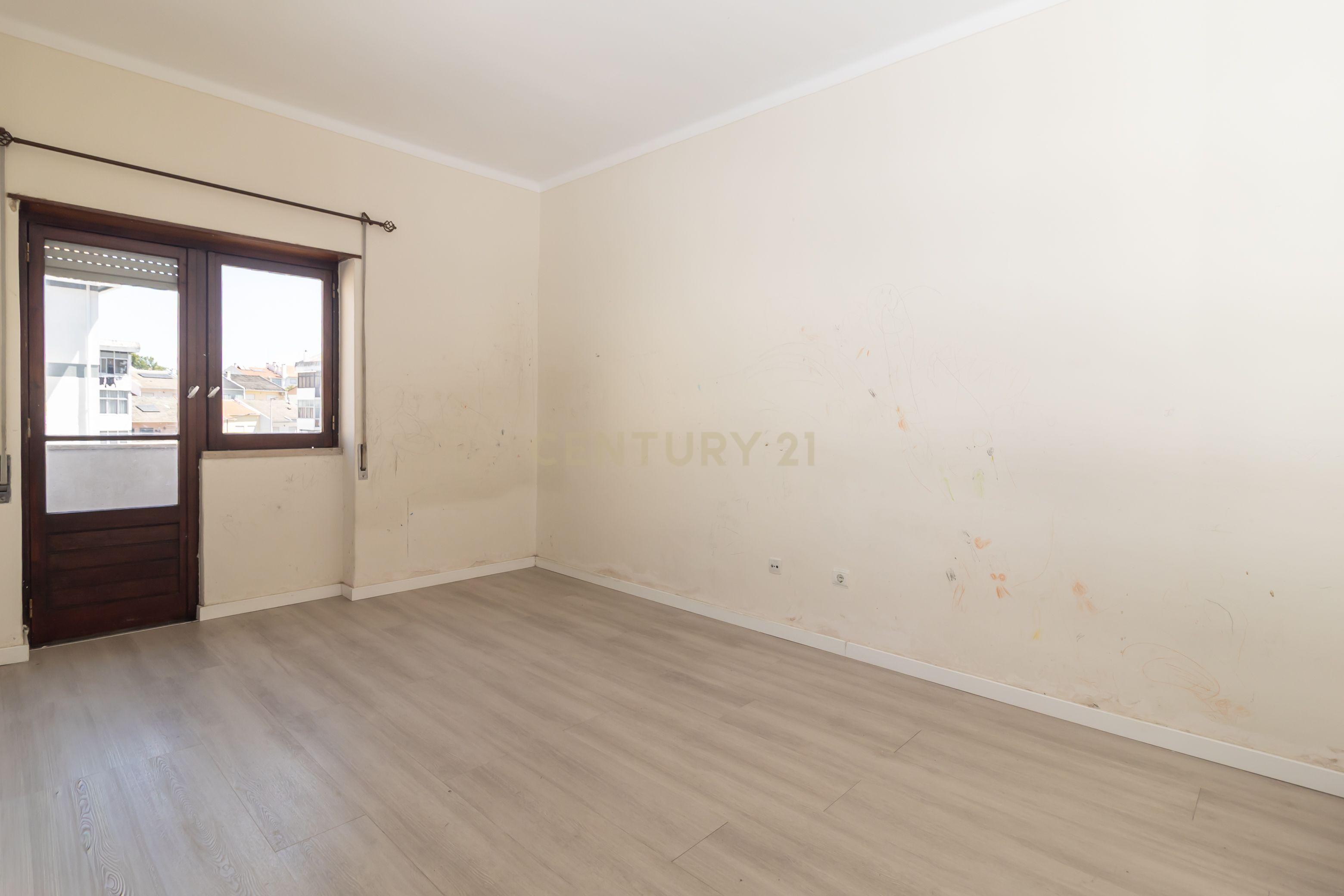 Fotografia 7 de Apartamento de 4 assoalhadas na Amora
