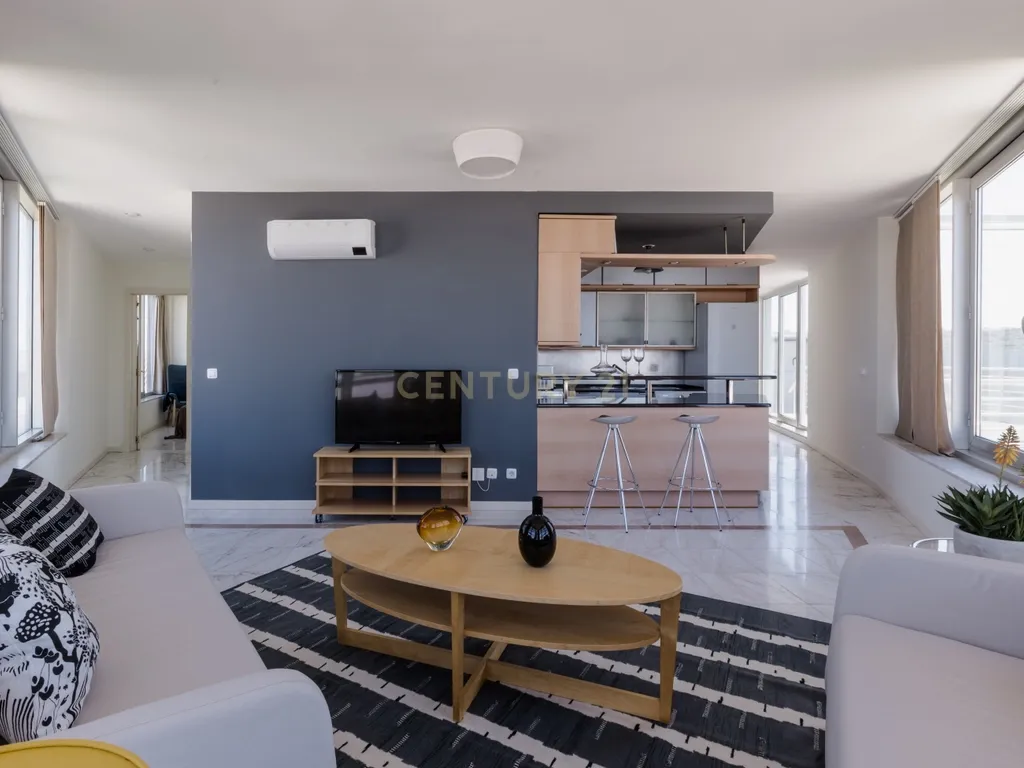 Penthouse com Vista Panorâmica sobre Lisboa e Monsanto | Campolide - Image 10