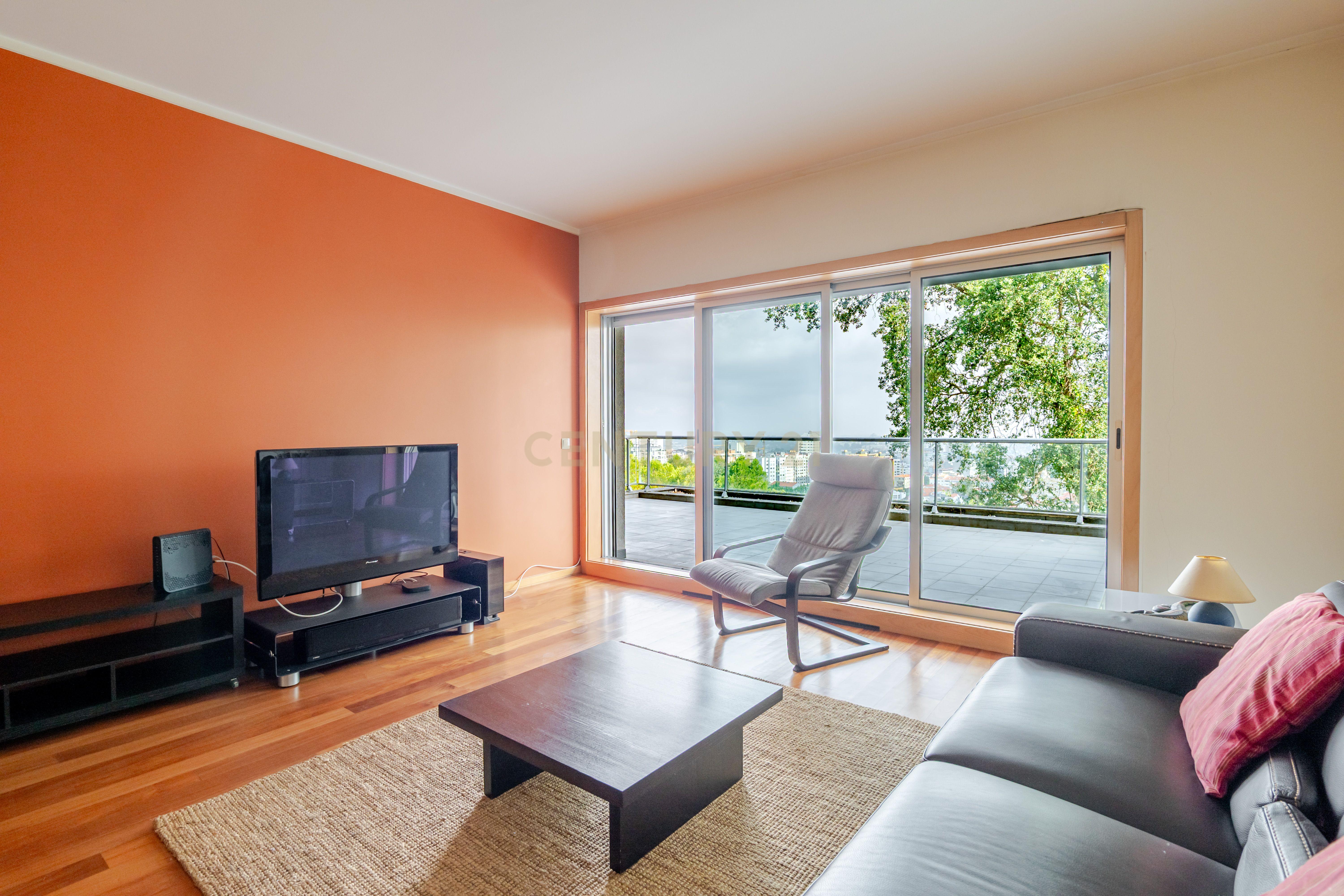 Fotografia 5 de Apartamento com Vista em Vila Nova de Gaia - Oportunidade Única na Quinta de Cravel