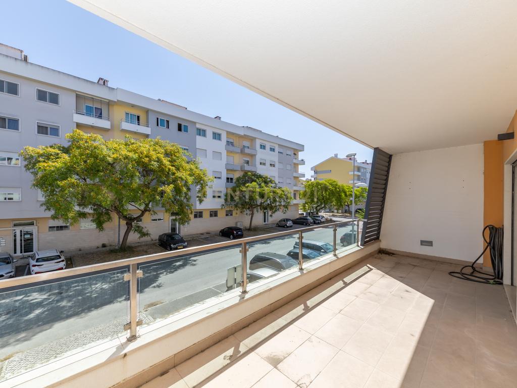 Apartamento T3 Com Box - Varandas Montijo - Image 14