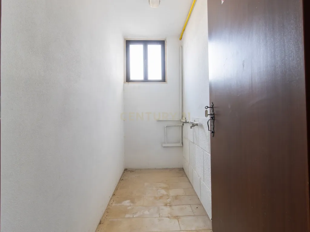MORADIA EXCLUSIVA EM ALCOBAÇA – CONFORTO, ESPAÇO E POTENCIAL DE INVESTIMENTO! - Image 43