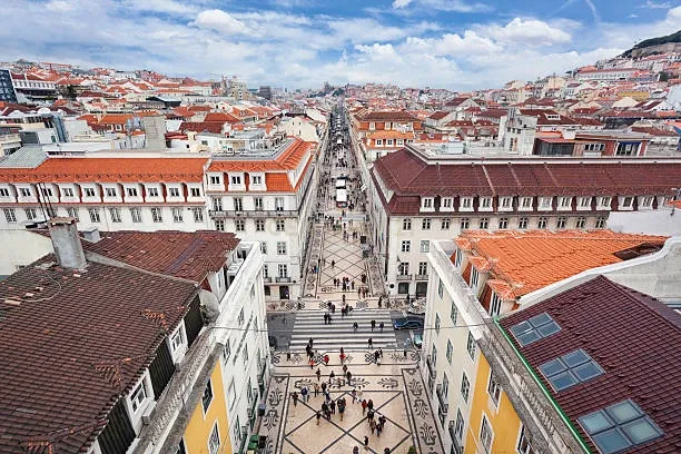 Prédio na Baixa - Projeto para Hotel 4* - 30 quartos - Image 26