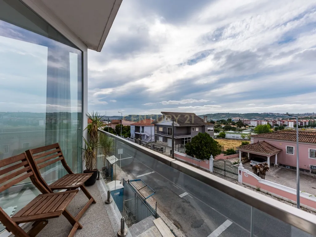Apartamento T3 em Loures - Image 11