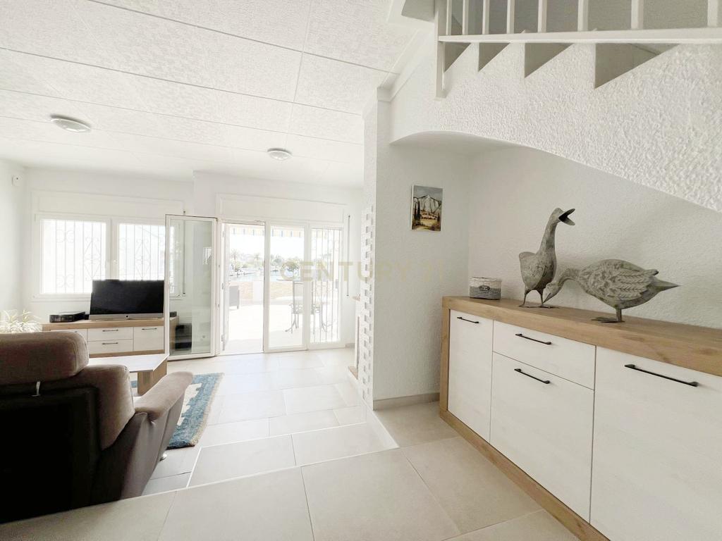 Luxuosa Moradia com Vista Panorâmica em Girona, Cataluña - Image 21