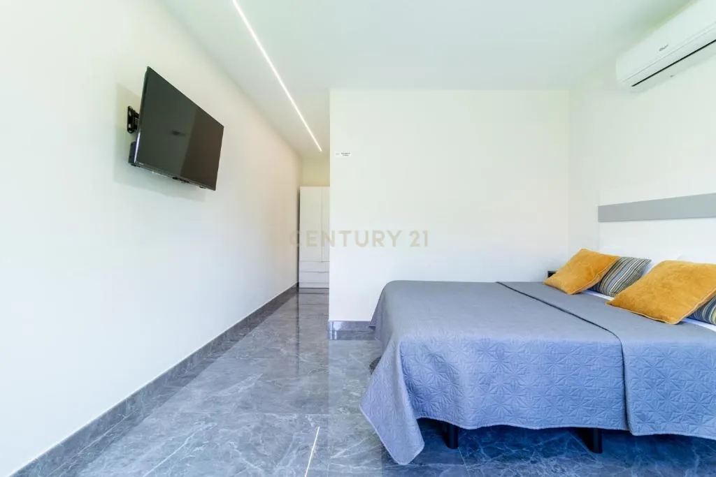HOTAL À VENDA EM TORREBLANCA – FUENGIROLA - Image 10