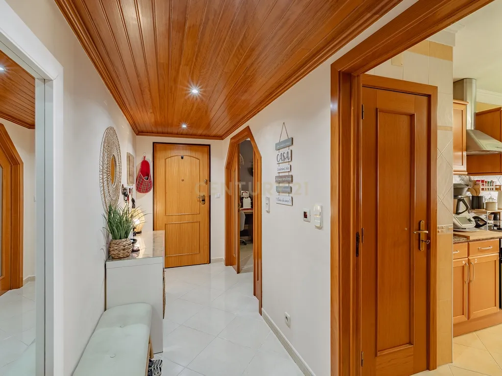 Apartamento T3 COLINAS DO SUL - Image 2