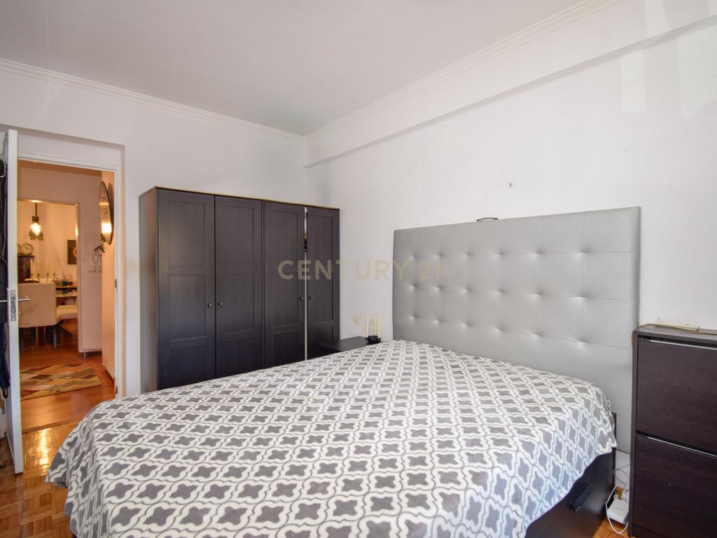 Apartamento T2 em Linda-a-Velha, Oeiras - Image 17