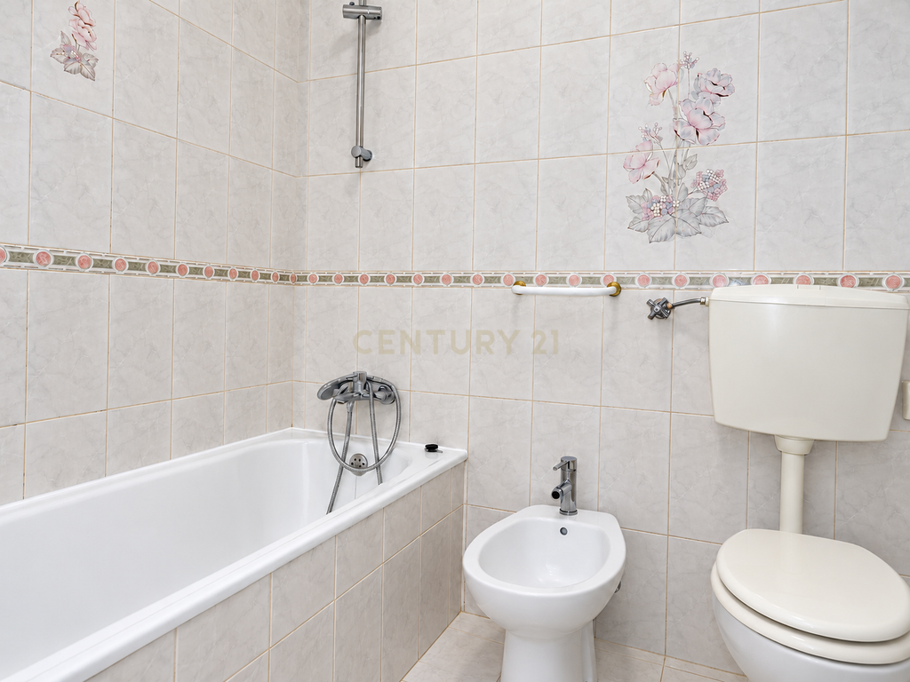 🏡 Apartamento T2 com Vista Rio e Serra no Bom Sucesso | Alverca do Ribatejo - Image 10