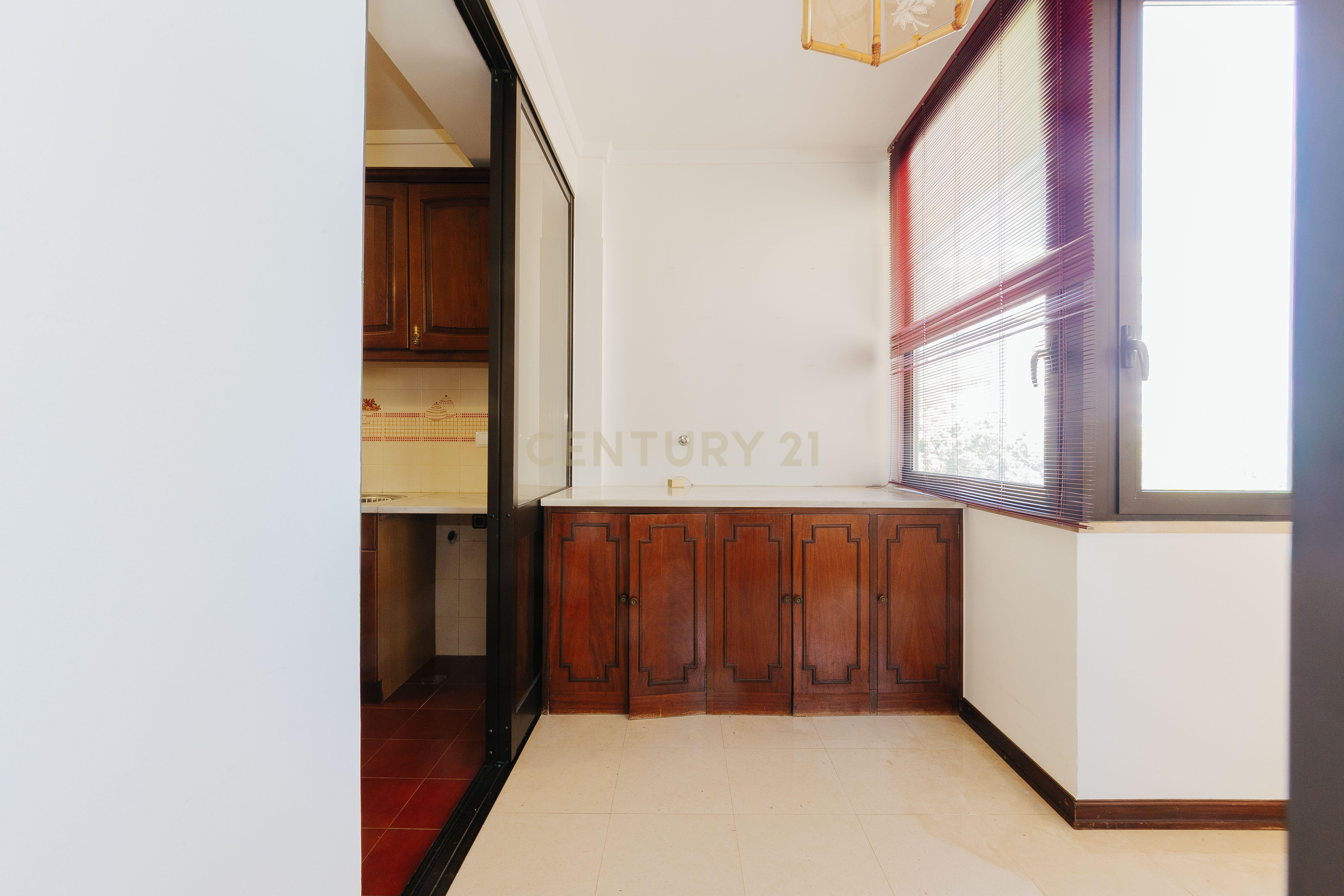 Fotografia 8 de Apartamento T3 - Restelo Lisboa