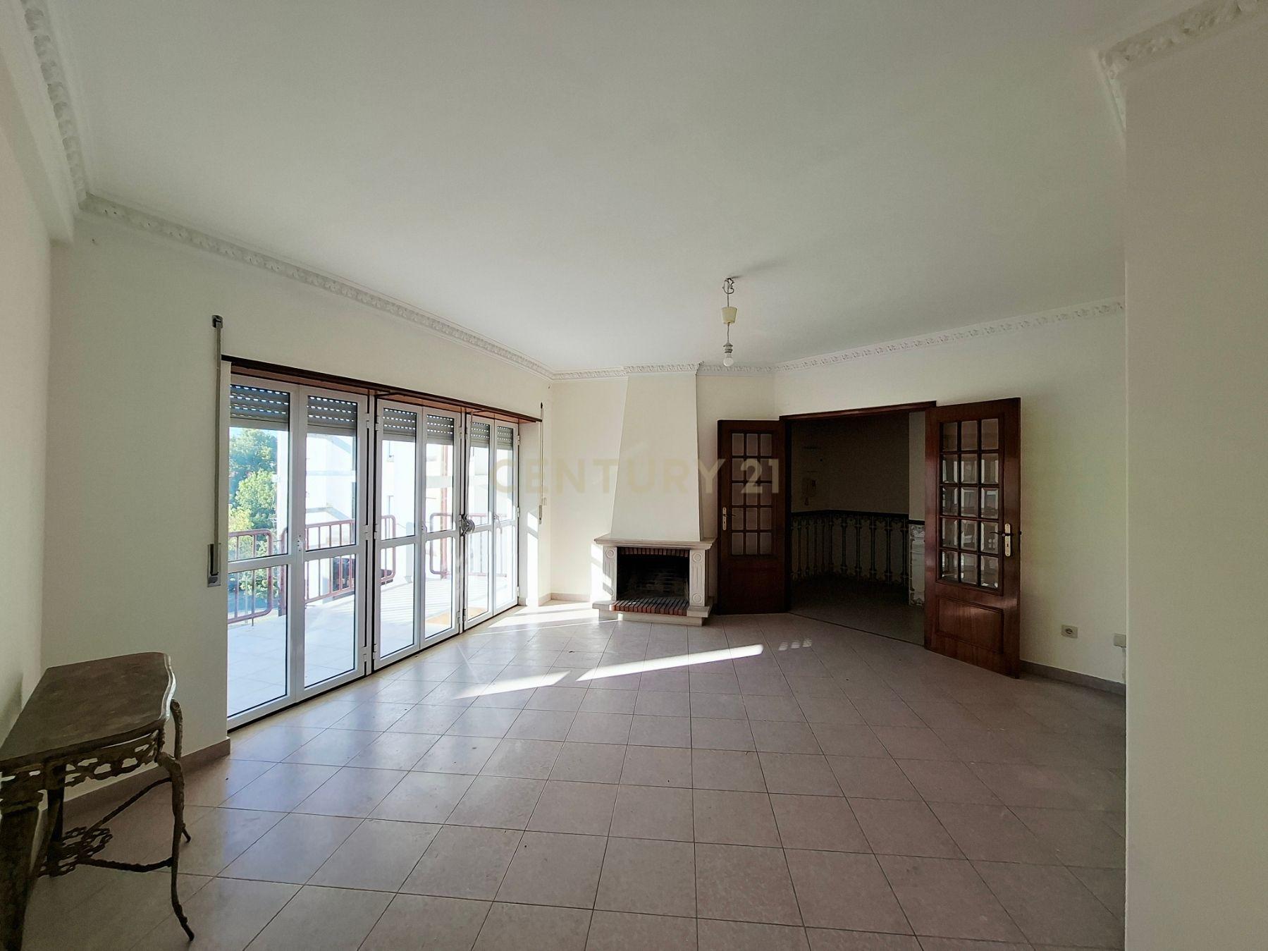 Fotografia 3 de Apartamento T2 em Tomar