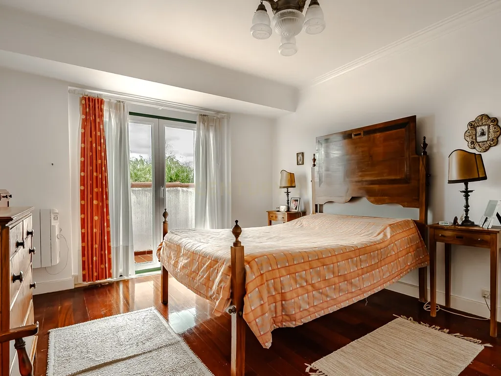 Moradia de sonho com Piscina, 7 Divisões e com Terreno 8461 m2 – Excelente Localização, a 40 minutos de Lisboa ! - Image 27