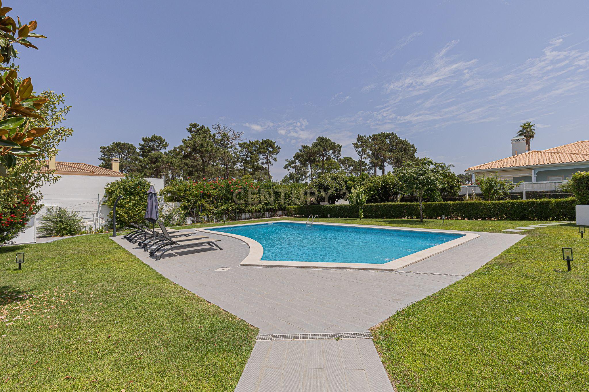 Fotografia 8 de Moradia com piscina, lote com 2086m2 na Verdizela