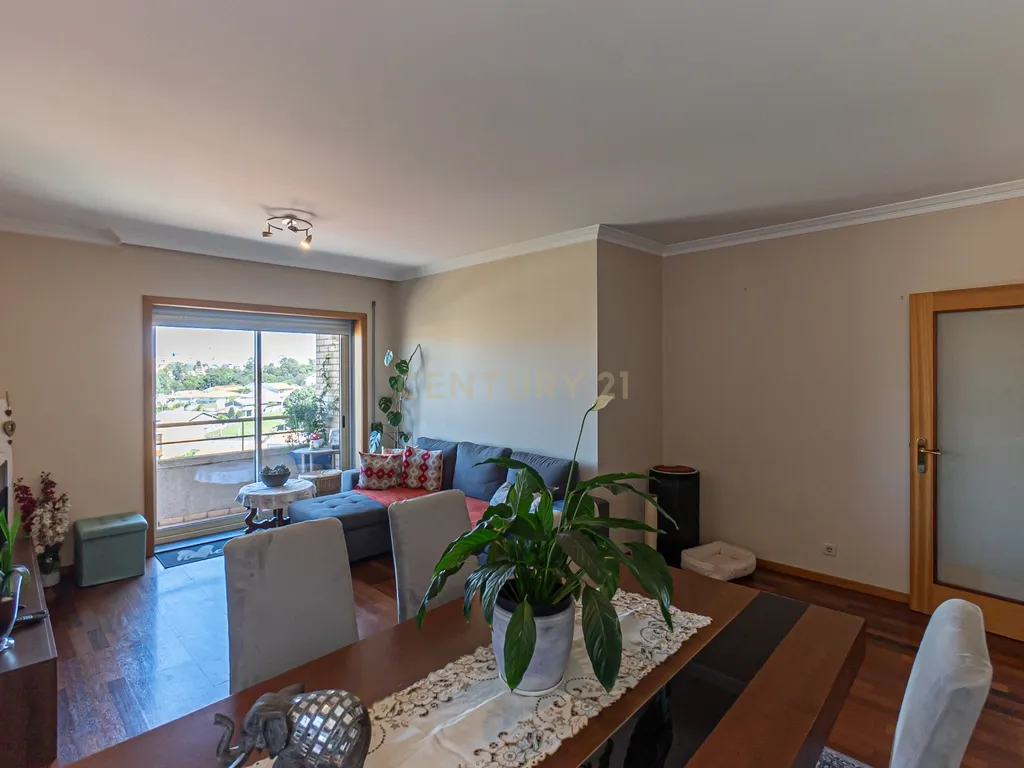 Apartamento T3 com Vista Panorâmica em Canidelo, Vila Nova de Gaia - Image 20