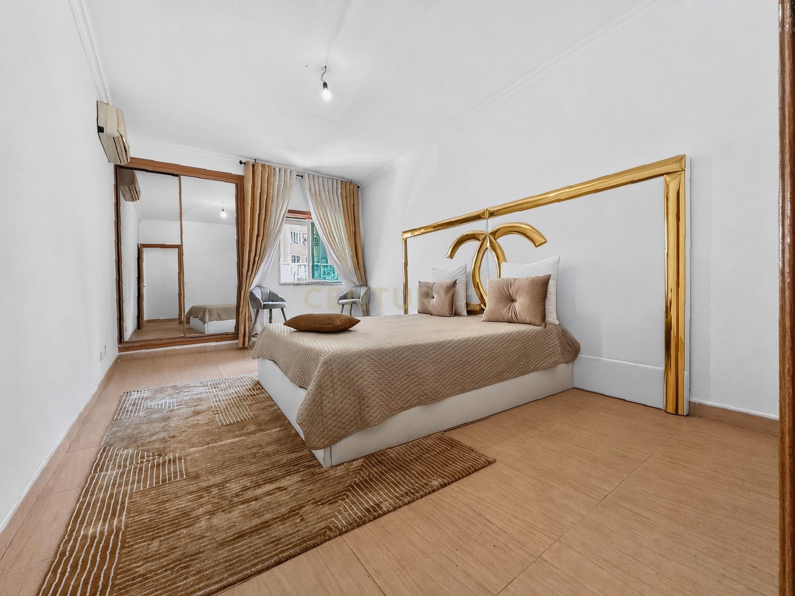 Fotografia 11 de Apartamento T3 com 133 m² úteis no Barreiro