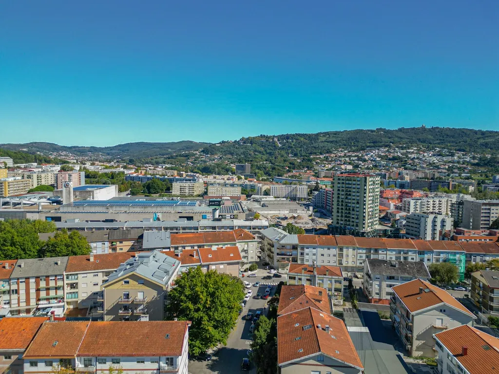 Apartamento T2 Braga - Image 28