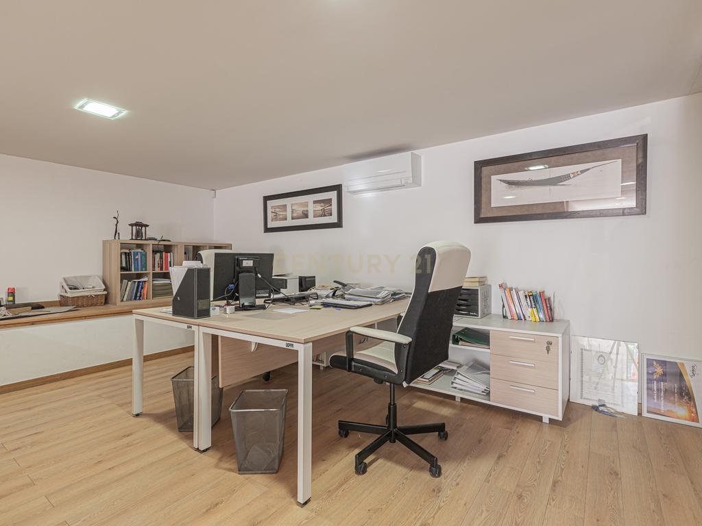 ✨ Moradia T4 de Luxo em Condomínio Exclusivo – Santo Antão do Tojal, Loures - Image 32