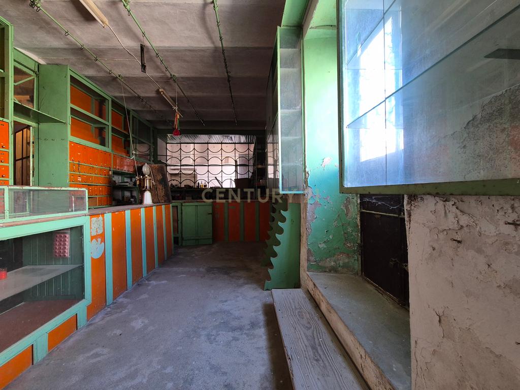 Oportunidade Única em Pias: Loja e Casão (Junto ao Restaurante "O Adro") - Image 4