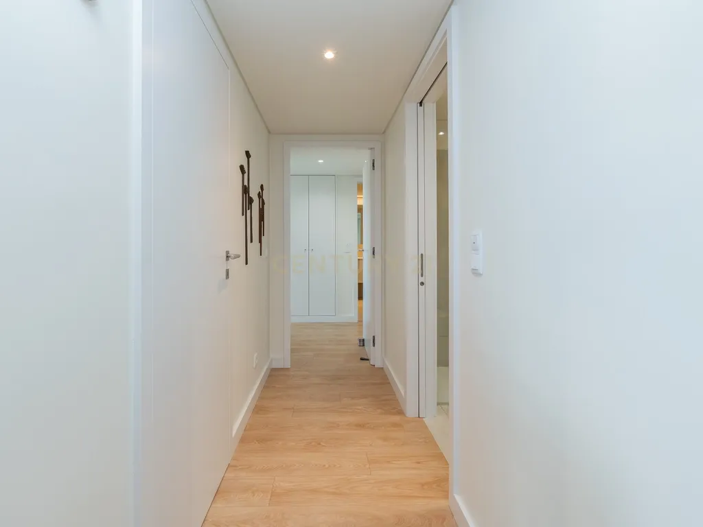 Apartamento T2 no VALRIO II junto ao Parque das Nações - Image 20