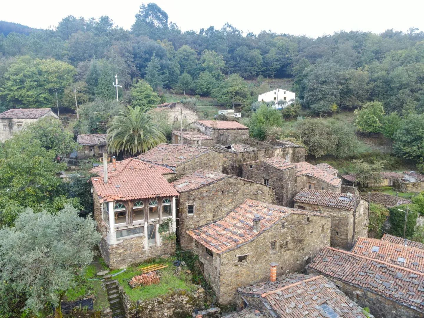 Moradia Rústica em Pedra– 2 Quartos | Piscina | Terreno em  Vaqueirinho, Lousã