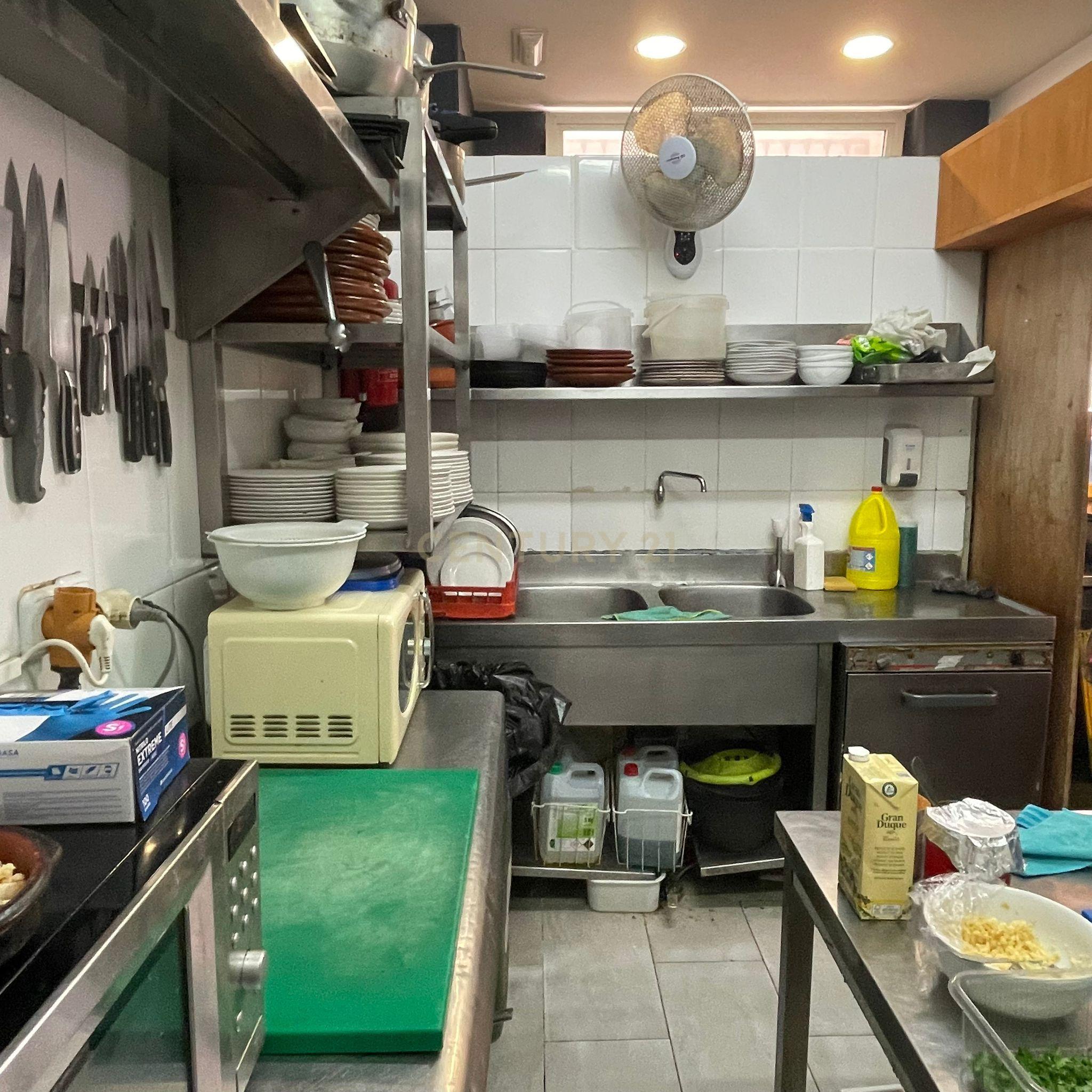 Restaurante arrendado em La Carihuela Torremolinos, excelente localização perto do mar! - Image 7