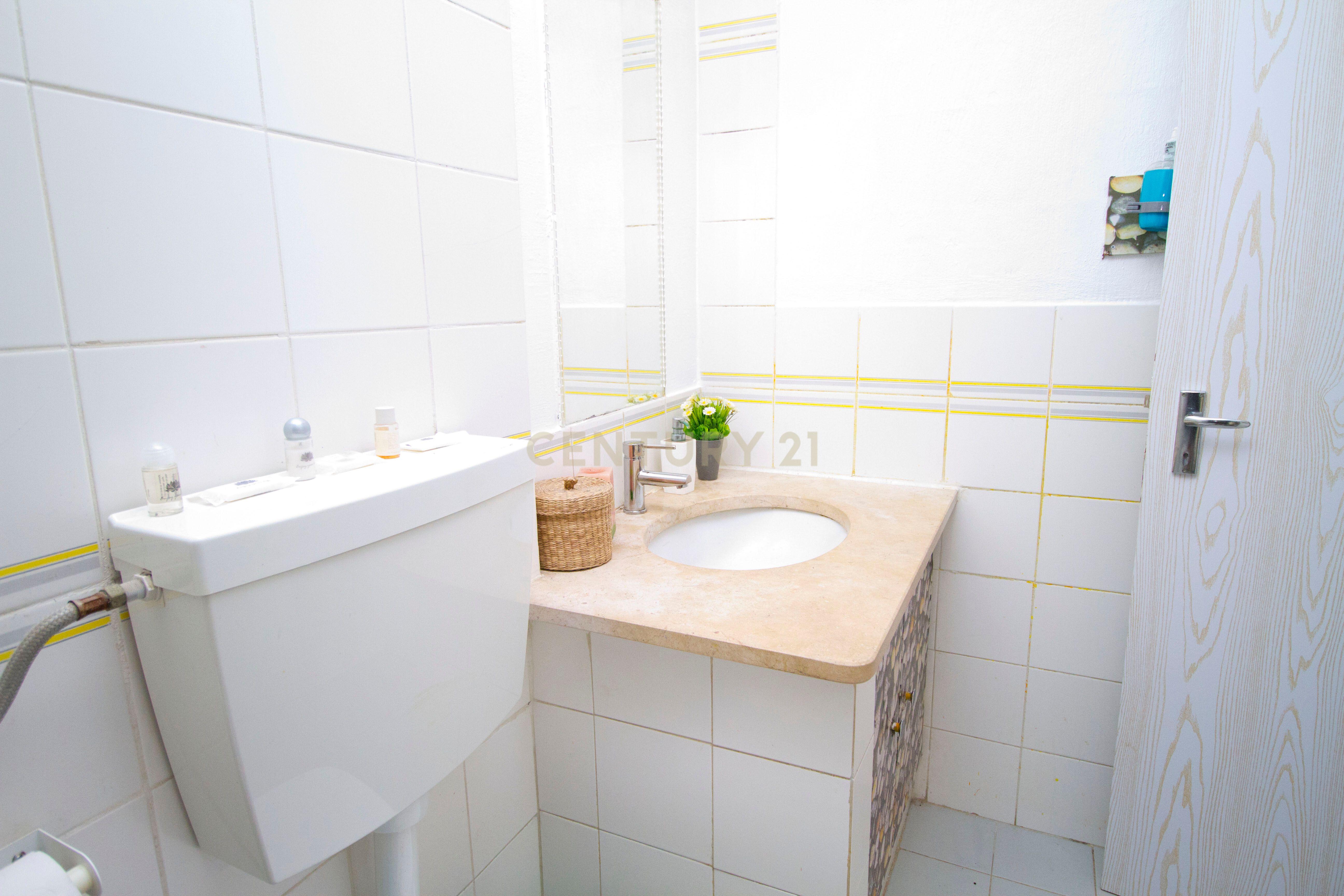 Fotografia 12 de Apartamento T2 c/arrecadação em Setúbal