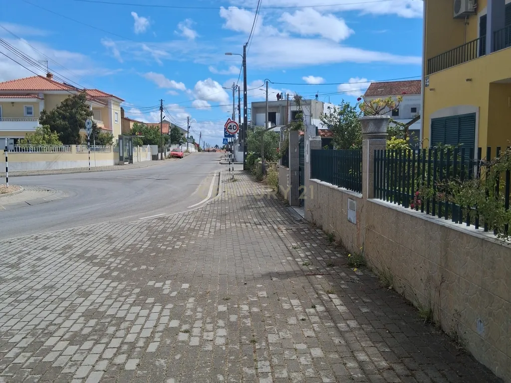 Terreno urbano em gaveto na rua Fernão Magalhães, Pinhal do General. - Image 7