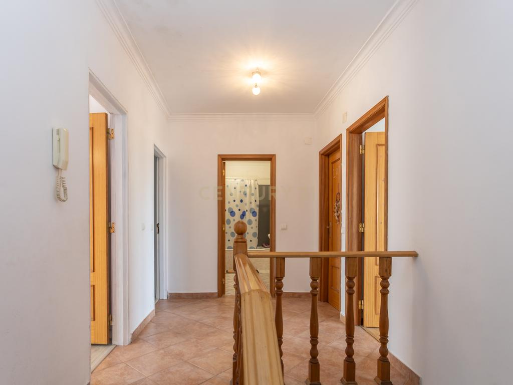 Moradia T5 em Foros de Amora - Image 23