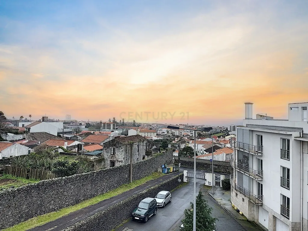 🏡 Apartamento T3 com Suíte e Ar Condicionado – Condomínio Privado Paim - Image 29