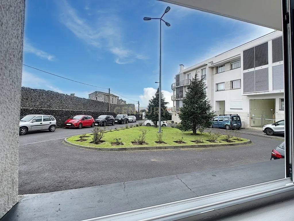 🏡 Apartamento T3 com Suíte e Ar Condicionado – Condomínio Privado Paim - Image 20
