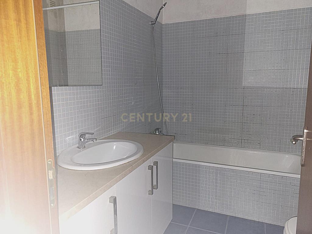 Apartamento T2 - Alenquer - Image 9