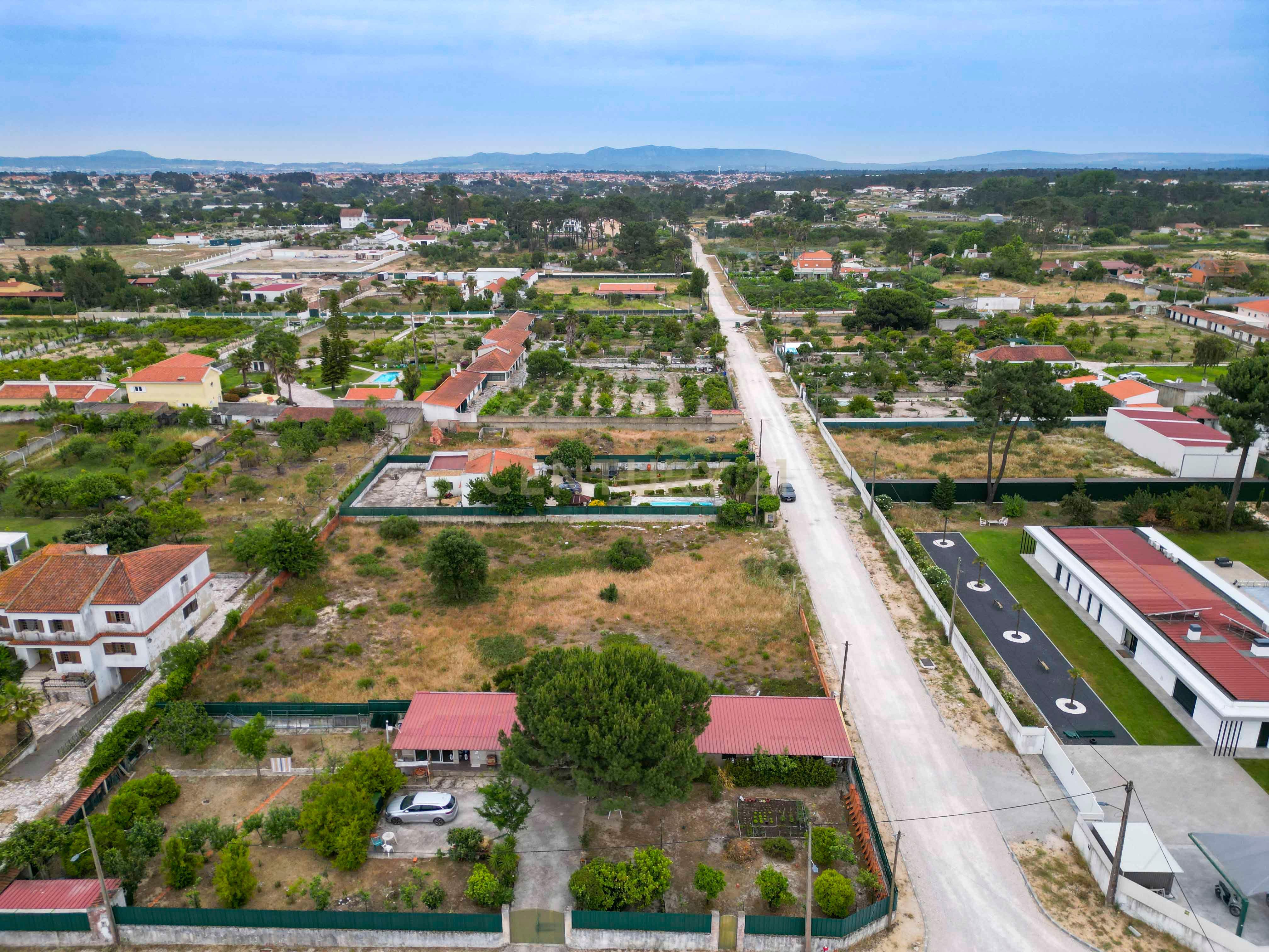 Fotografia 12 de Terreno urbano em Pinhal de Frades, Fernão Ferro, Seixal
