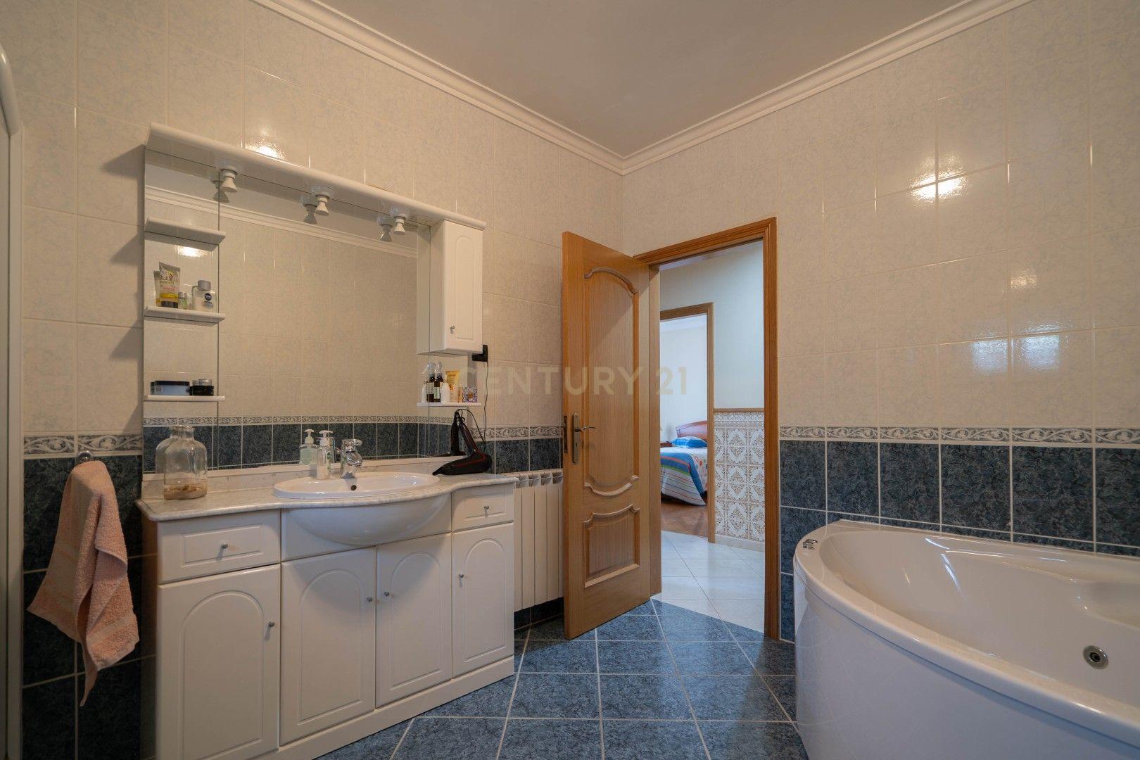Moradia T4 à venda em Lousã — foto 26