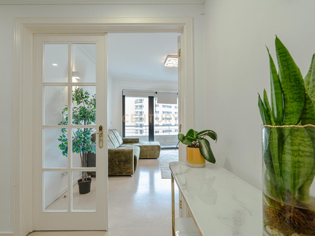 Apartamento T2 em Nova Campolide com Estacionamento - Image 5
