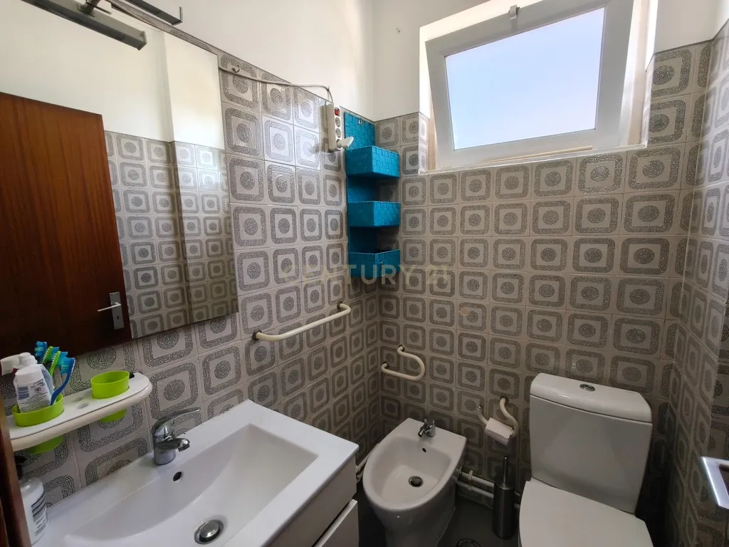 Apartamento T3 na Quinta do Rouxinol- Oportunidade Única! vista para o rio - Image 17