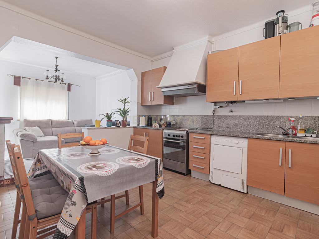 Moradia T4 em Afonseiro - Montijo - Image 12