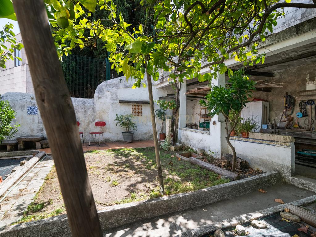 Apartamento T4+2 com logradouro de 187,75 m² na Estrela - Image 42