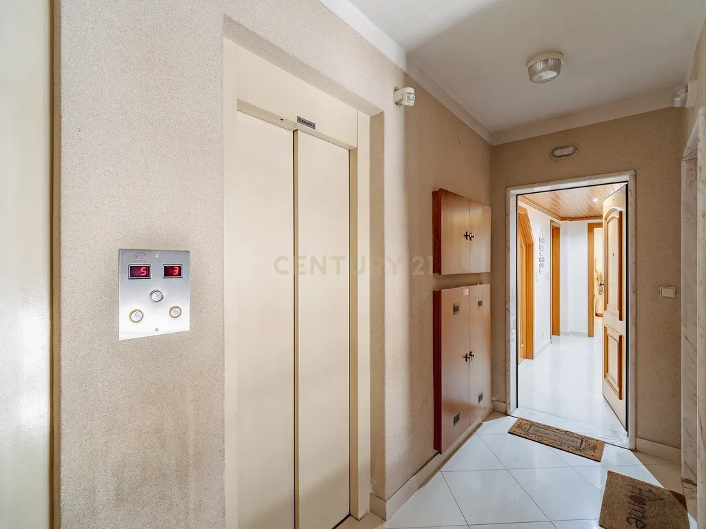 Apartamento T3 COLINAS DO SUL - Image 47