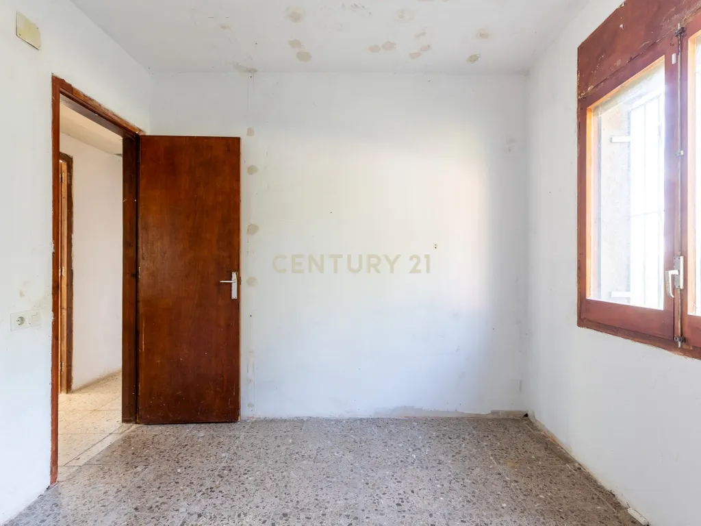 - Image 22