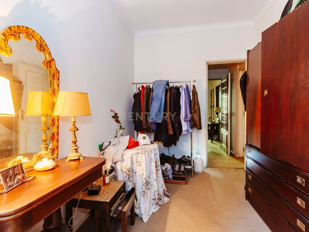 Apartamento T6 em Benfica – 210 m² junto ao Colombo - Image 26