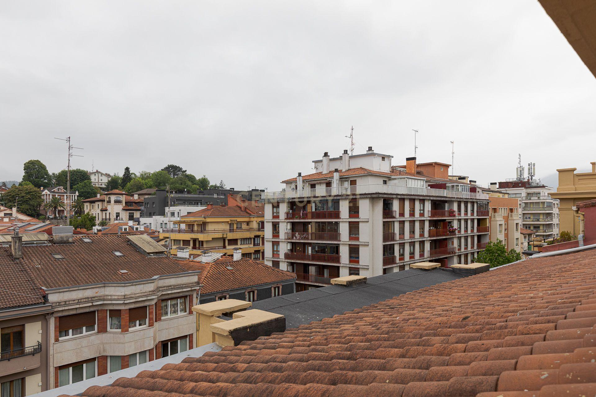 Apartamento Renovado com Vista Panorâmica em Gipuzkoa - Image 14