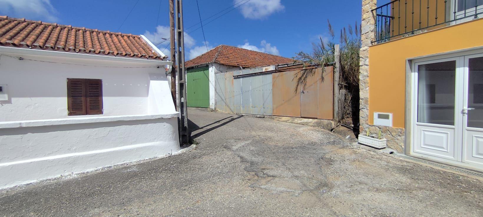 Fotografia 7 de TERRENO PARA CONSTRUÇÃO COM 1.000 M² | CABEÇA GORDA | ENTRE TORRES VEDRAS E A LOURINHÃ