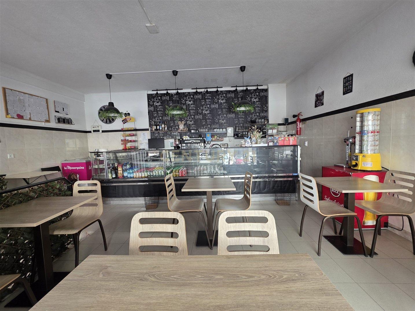 Fotografia 6 de Trespasse de Café em Belas – Pronto a Funcionar | €25.000