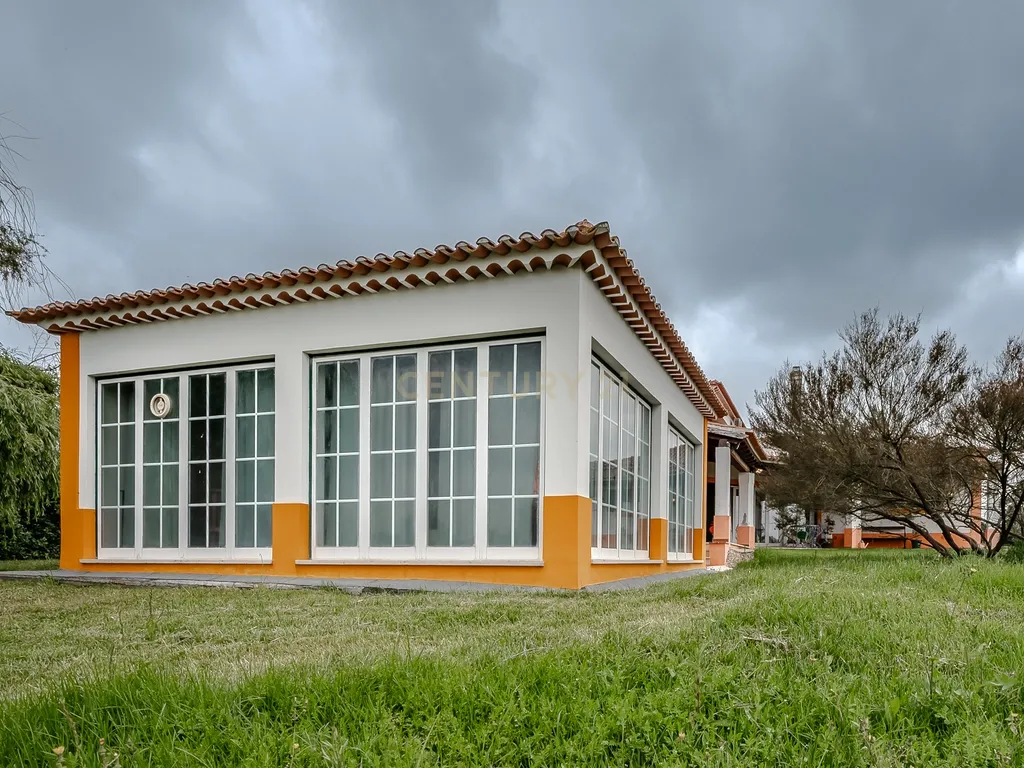 Moradia de sonho com Piscina, 7 Divisões e com Terreno 8461 m2 – Excelente Localização, a 40 minutos de Lisboa ! - Image 48
