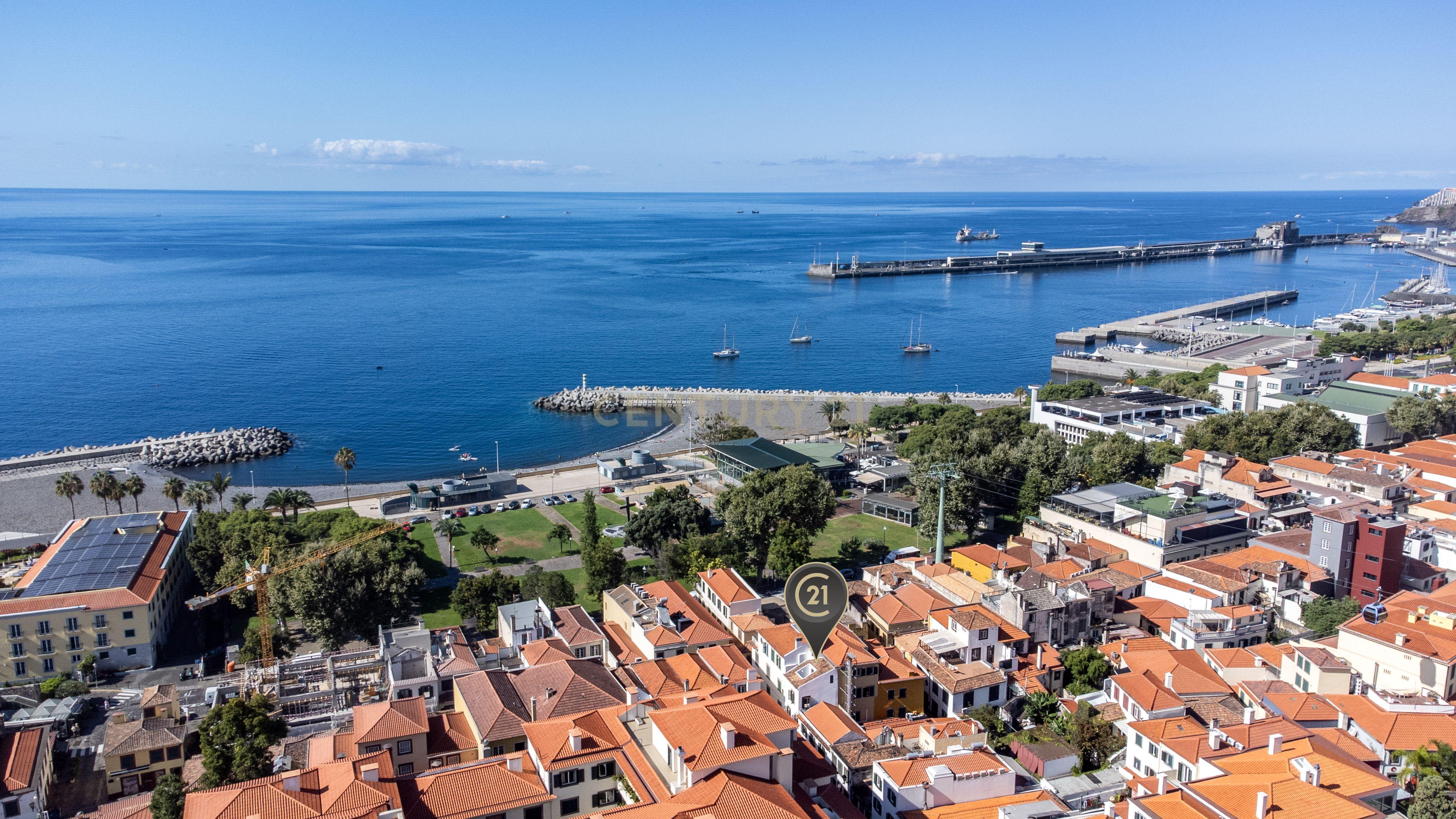 Fotografia 2 de Prédio na Zona Velha do Funchal – Oportunidade de Investimento