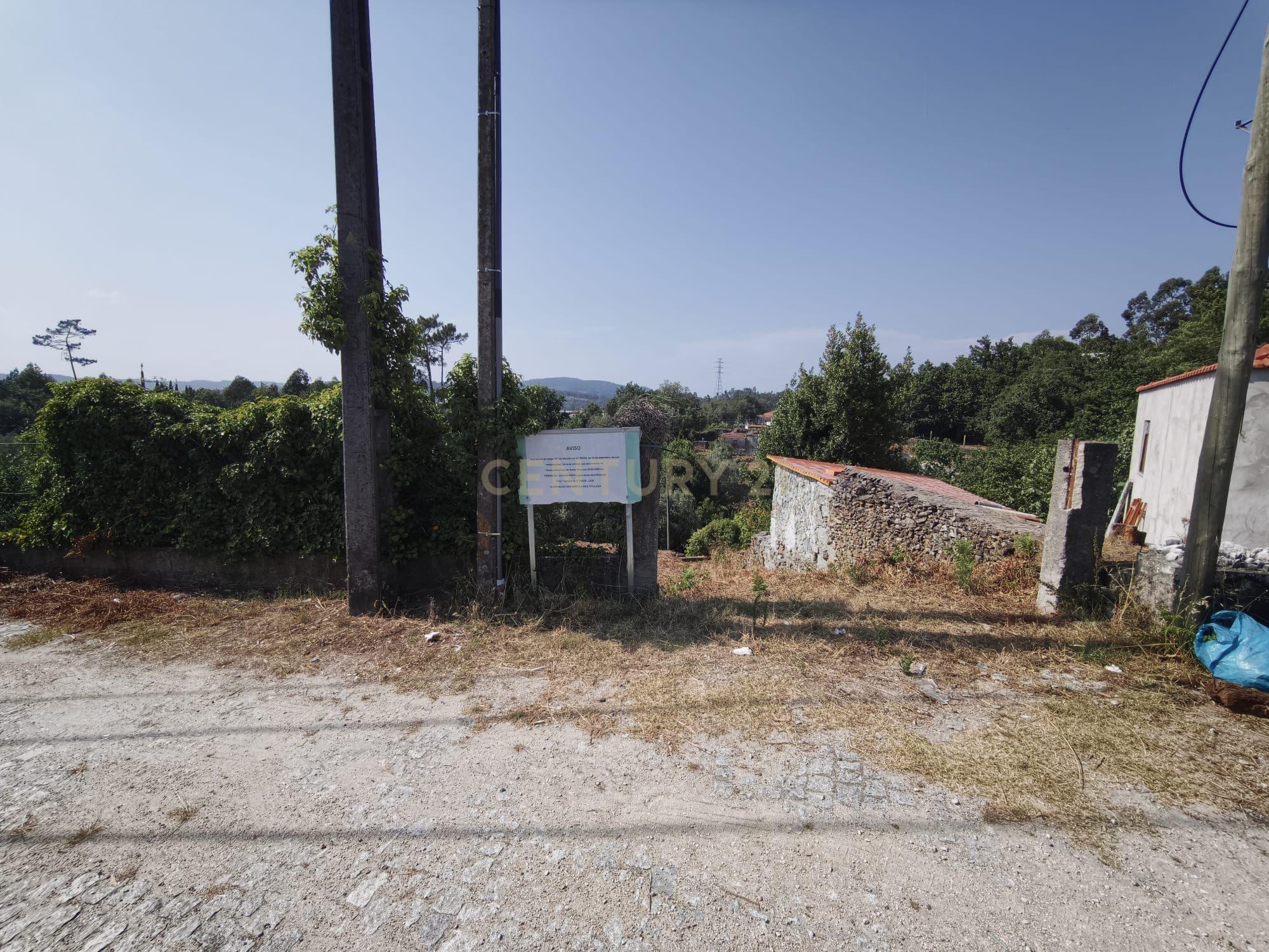 Terreno para construção | 500m2 | PIP em aprovação | Agrela | Santo Tirso