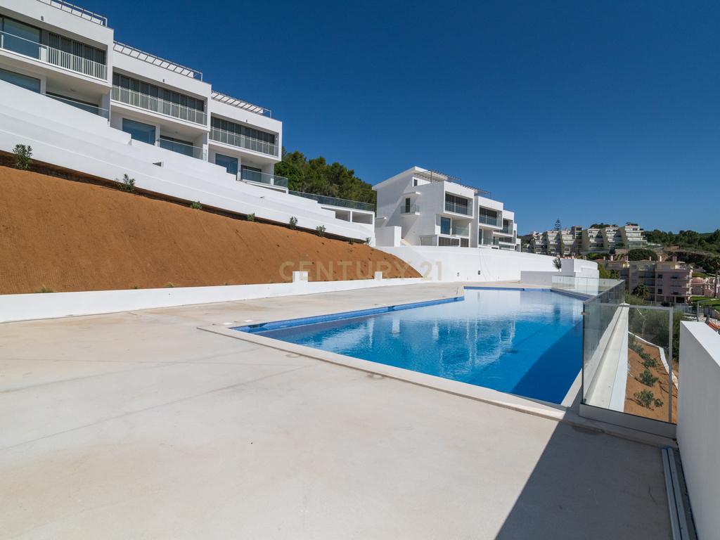 Condomínio Villas d’Ouro – Exclusividade e Conforto no Coração de Sesimbra - Image 77