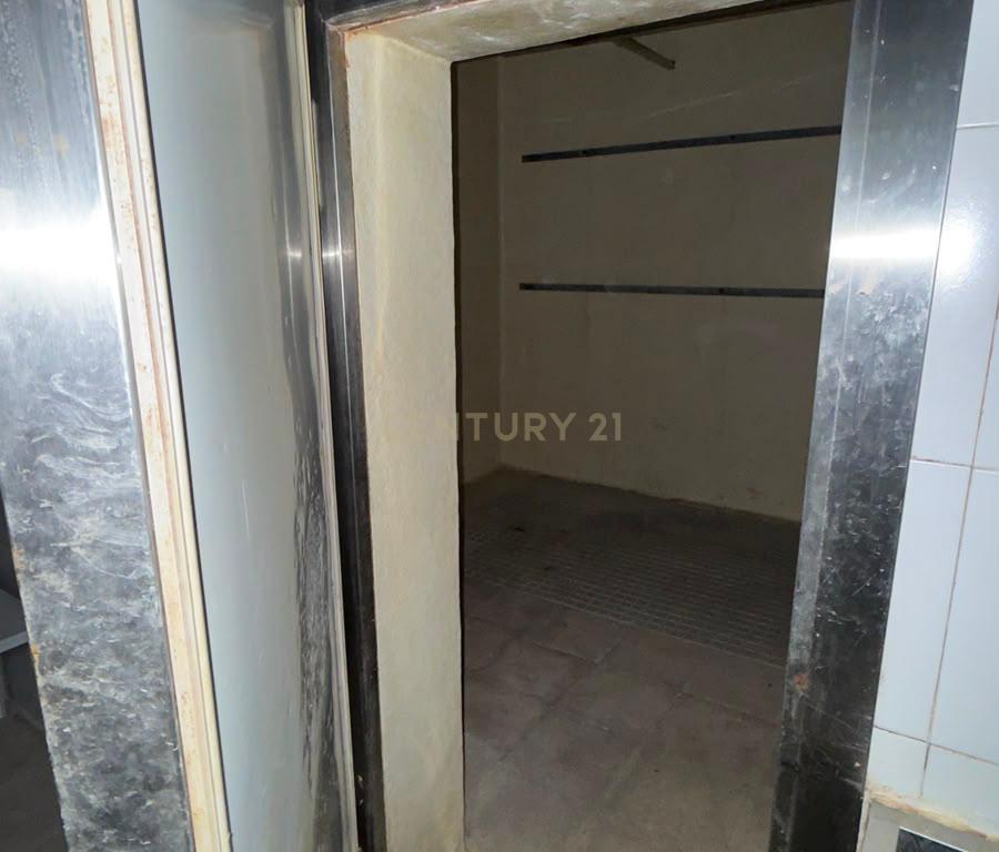 Espaço Comercial em Alcalá de Henares, Madrid - 38m² - Image 9