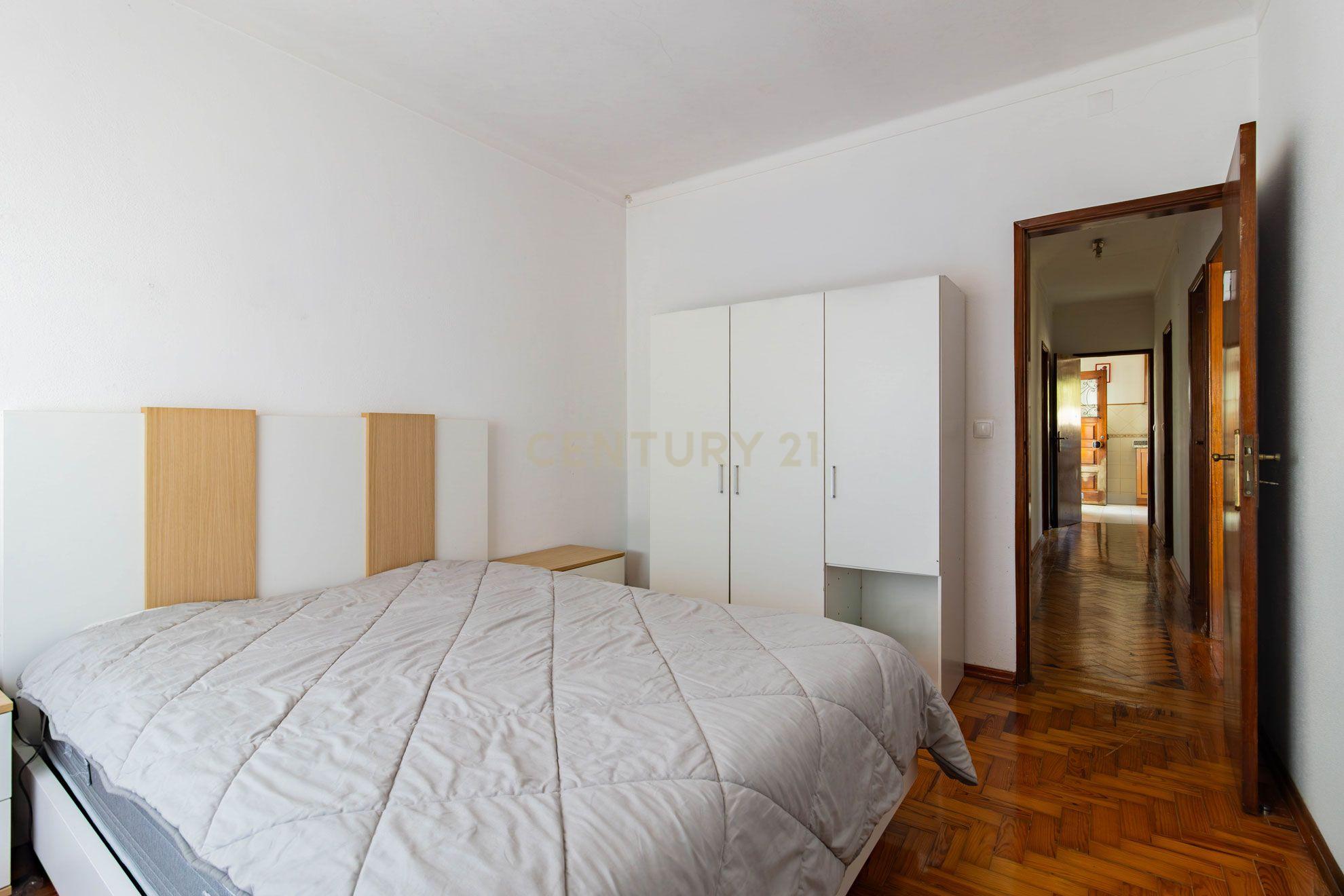 Fotografia 7 de Apartamento T3 com Terraço e Vista Serra em Mira de Aire