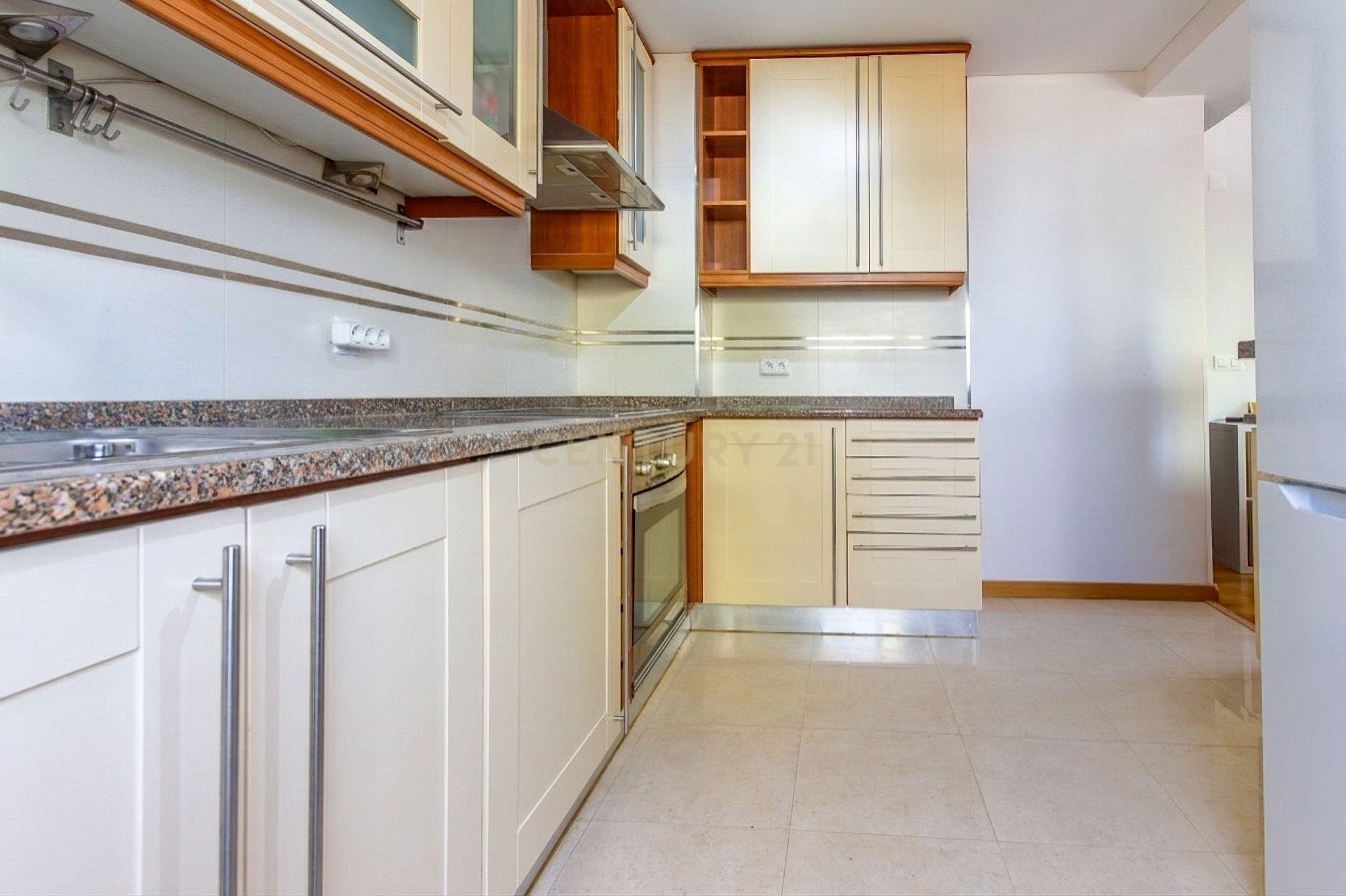 Fotografia 7 de Apartamento T2 em Corroios, Seixal - Oportunidade Única!