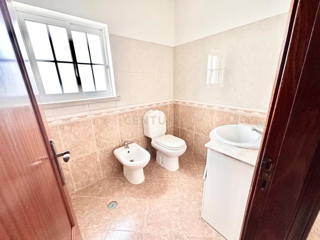  Moradia T3 - Quinta do Conde - Image 19